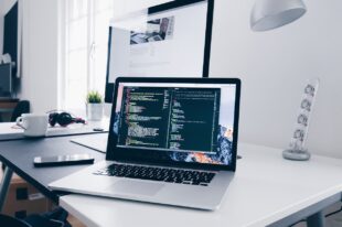 UI/UX Basics and differences course4